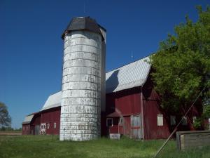 barn on Mound Road